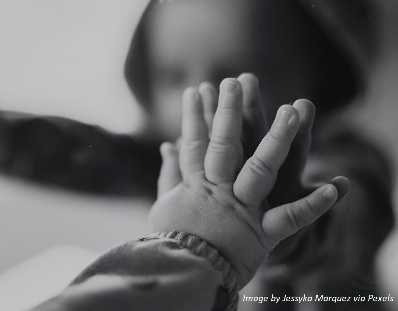 Mirror in playroom Are mirrors necessary for babies?